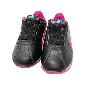 Puma Turin baby sneakers in black and hot pink color way. Size 6c
